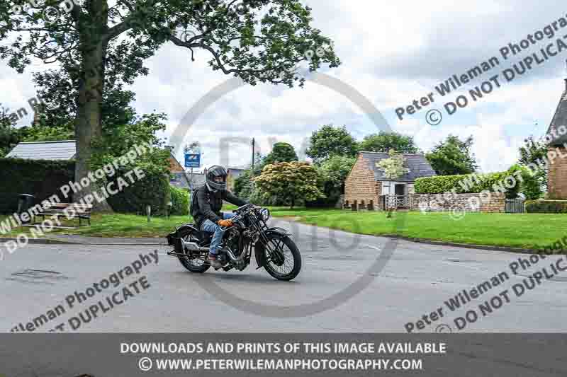 Vintage motorcycle club;eventdigitalimages;no limits trackdays;peter wileman photography;vintage motocycles;vmcc banbury run photographs